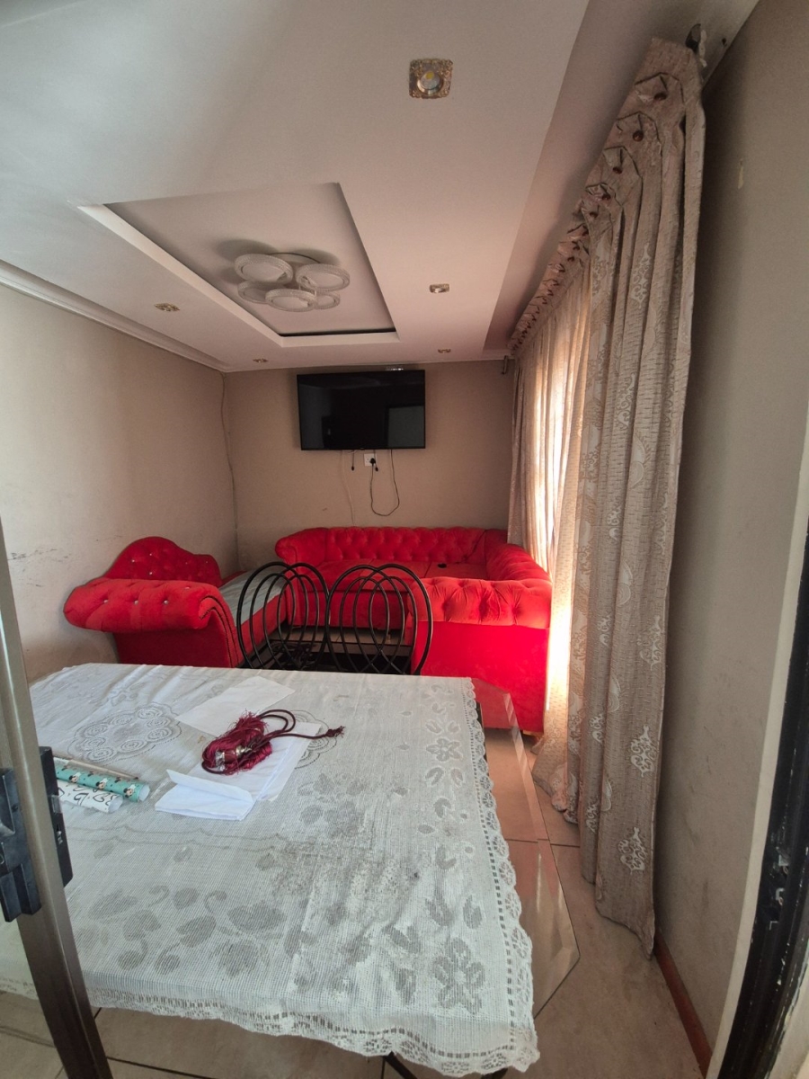 3 Bedroom Property for Sale in Zwide Eastern Cape